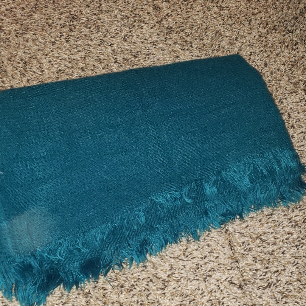 Teal scarf